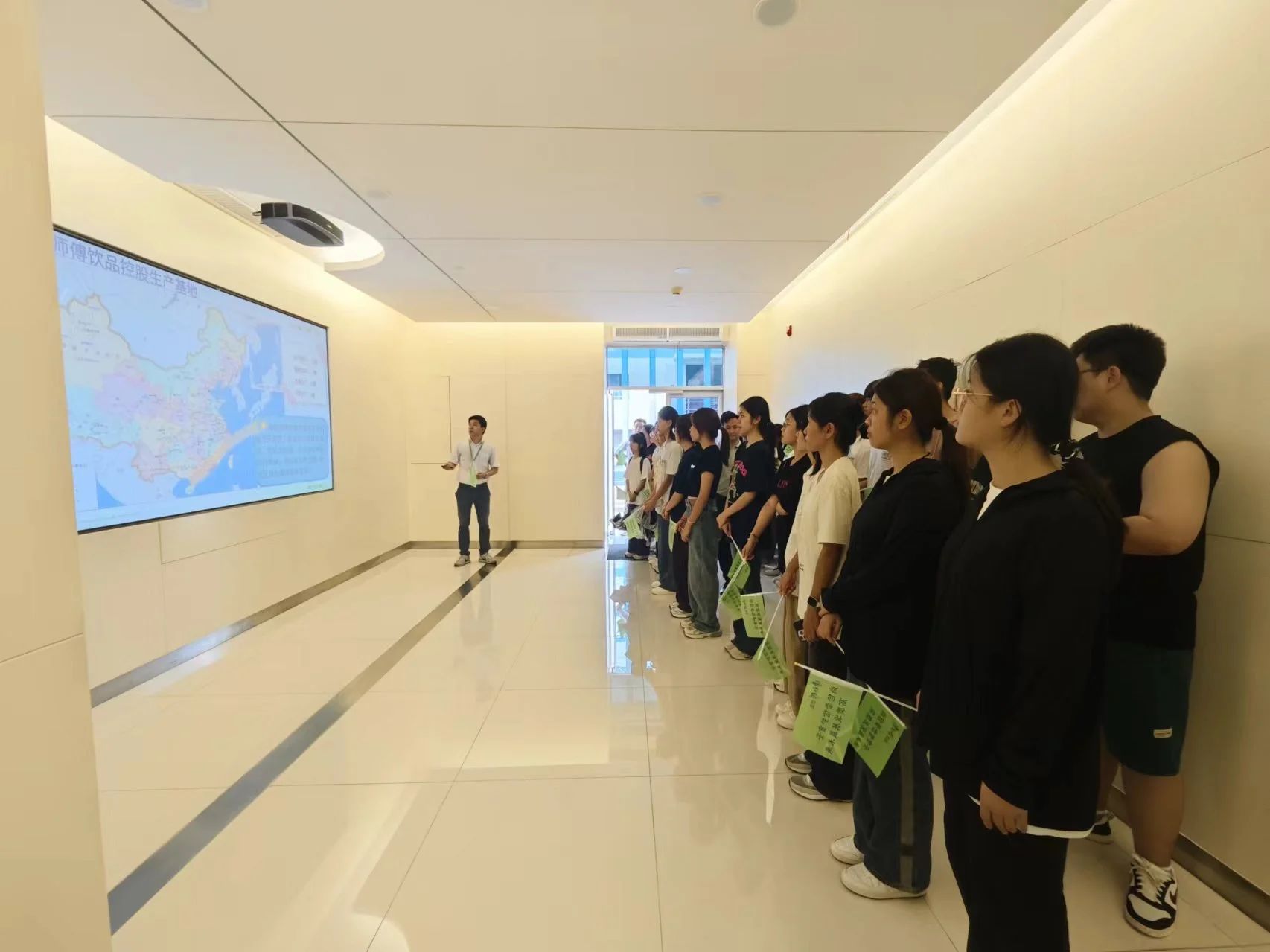 2022级食品质量与安全班企业见习活动