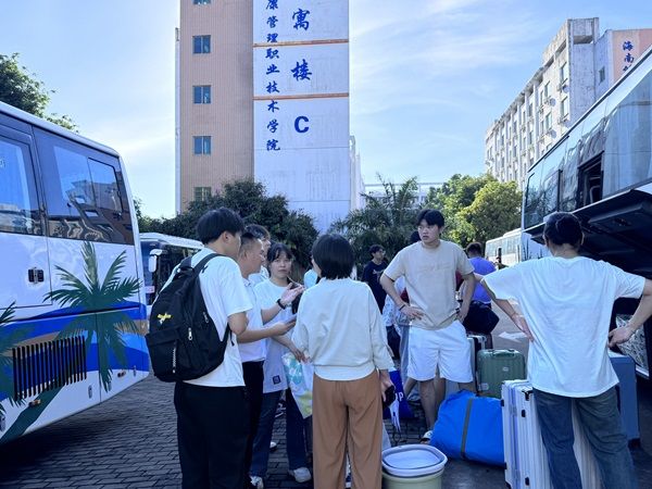 欢送实习生｜云程发轫，万里可期！
